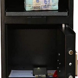 -Cash Drop Safe ModelD51 (1)-On-Display-At-Safes-And-Office-Security-Systems-Ltd-Shops-Showroom-In-Nairobi-Kenya